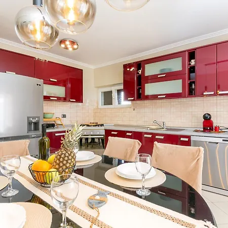 Apartment With Parking Space - 27909